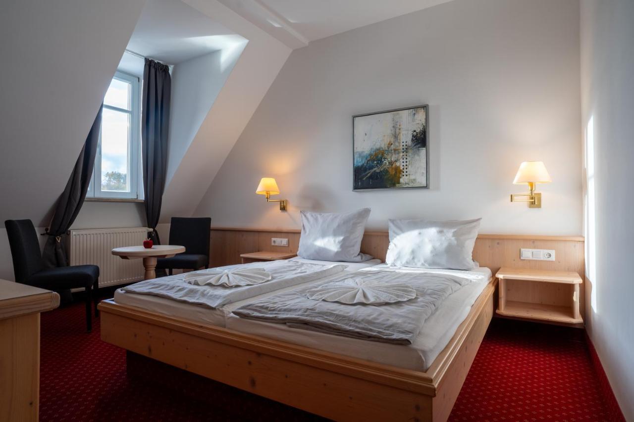Deutenhof Hotel, Restaurant & Veranstaltung باد أباخ المظهر الخارجي الصورة