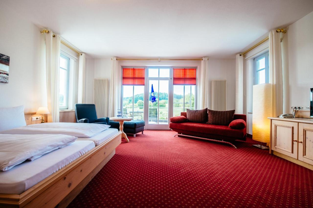 Deutenhof Hotel, Restaurant & Veranstaltung باد أباخ المظهر الخارجي الصورة